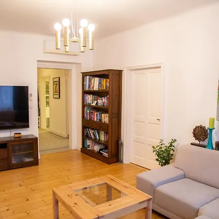 Veľký 3-izbový Bratislava-staré Mesto