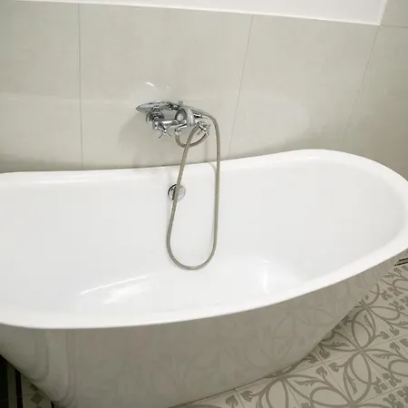 Veľký 3-izbový Bratislava-staré Mesto Apartamento