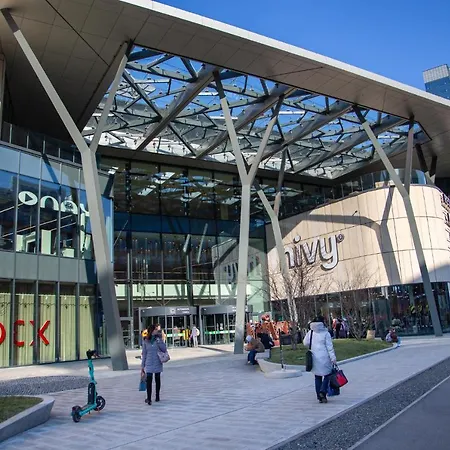 Velky 3-izbovy Bratislava-stare Mesto Апартаменты Братислава