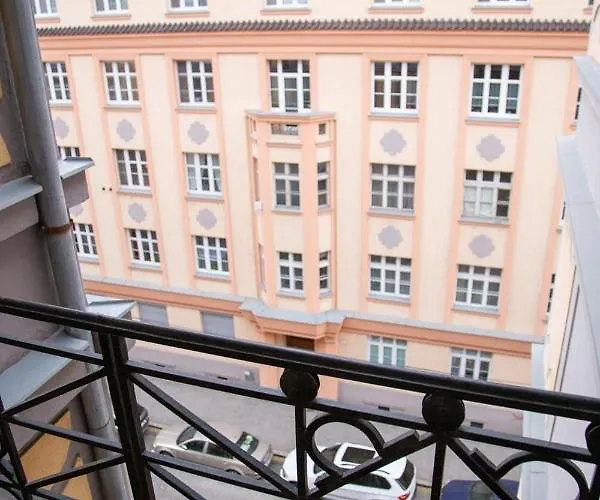 Velky 3-izbovy Bratislava-stare Mesto Apartmán *