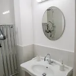 Velky 3-izbovy Bratislava-stare Mesto Διαμέρισμα *